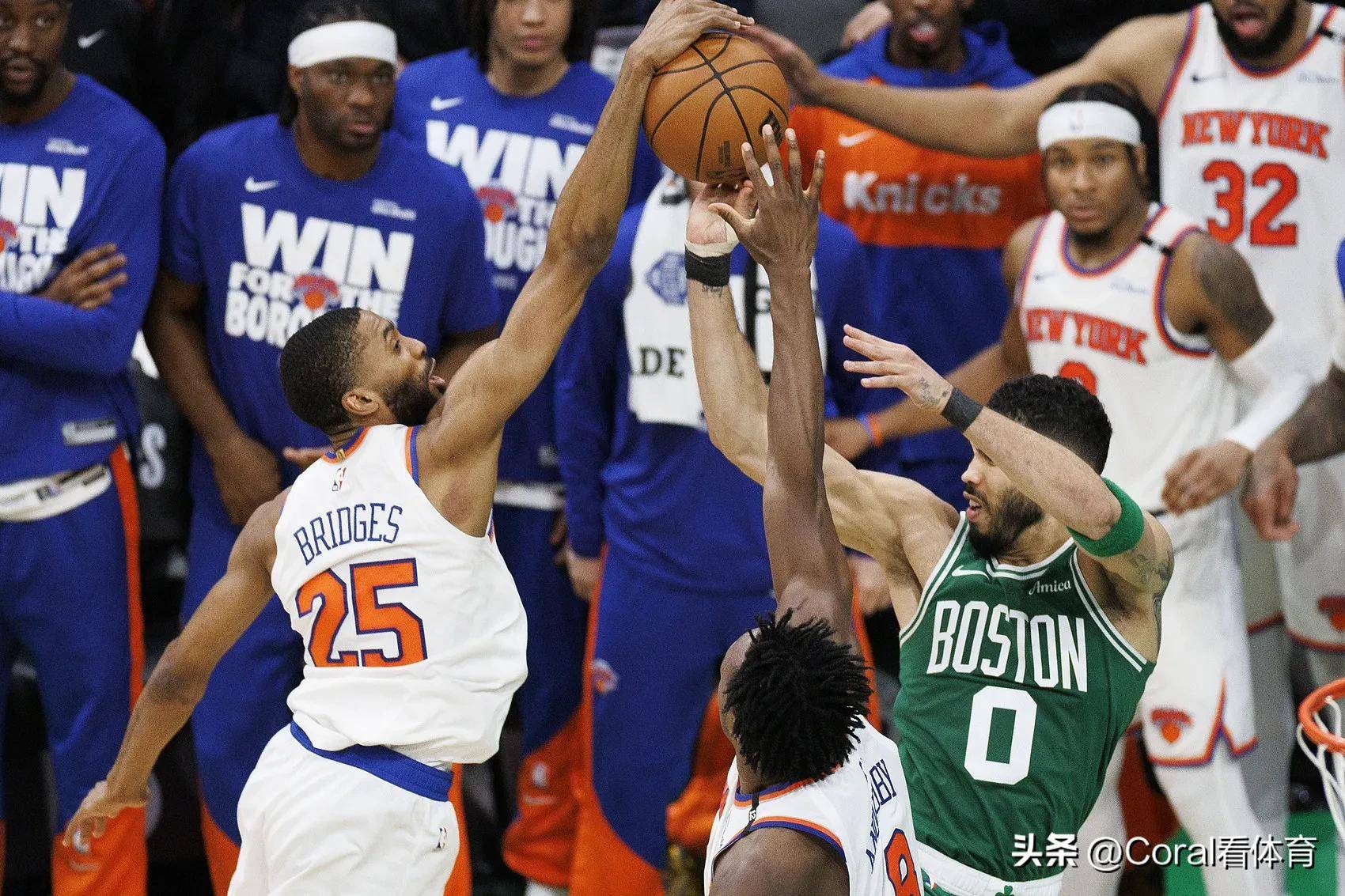 aoa体育教练-凯尔特人队员奋勇拼搏，助球队逆转对手(凯尔特人队员奋勇拼搏,助球队逆转对手是谁)