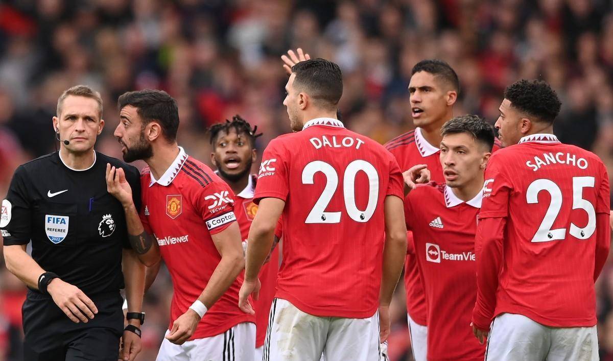 aoa体育培训-瓦拉内头领冲锋，皇家社会大获全胜领跑的简单介绍