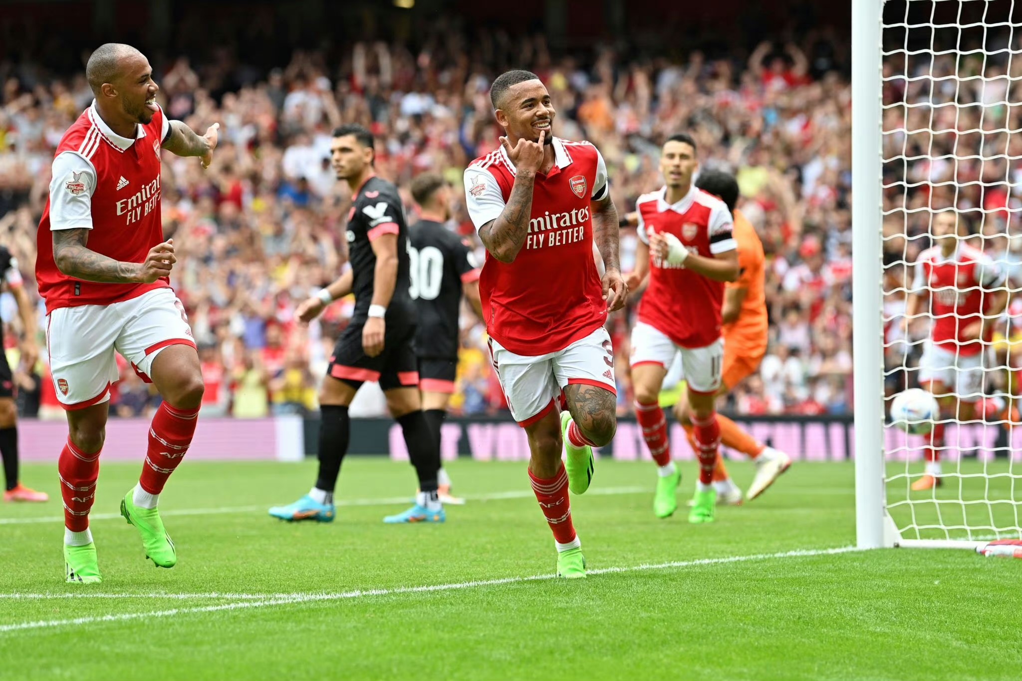 aoa体育馆-阿联酋队在国际足球友谊赛中捷足先登的简单介绍