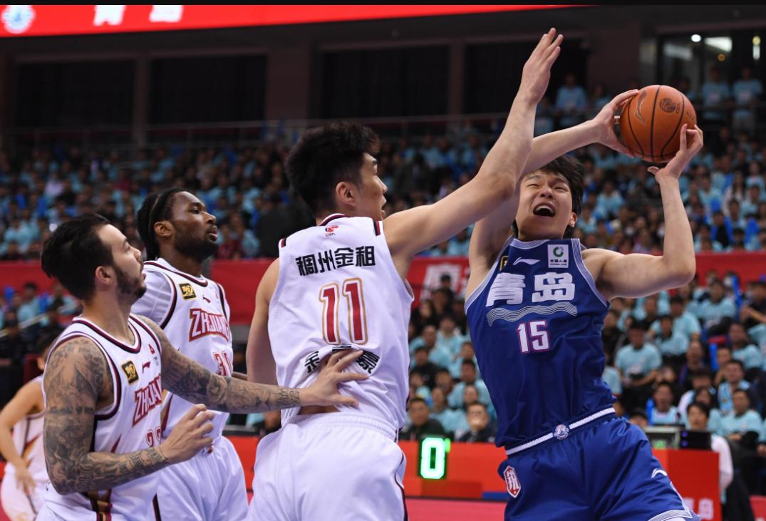aoa体育课程-浙江男篮惨遭深圳队逆转，遗憾失利