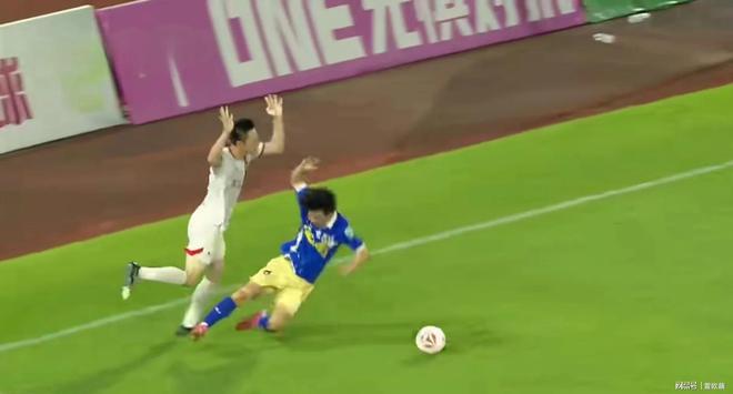 关于卡尔马主场逼平升班马，保级之路任重道远的信息