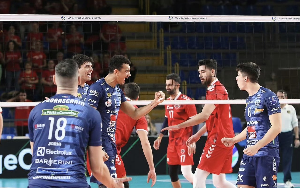 aoa体育娱乐-关于土耳其男足喜迎胜利，轻松晋级淘汰赛的信息