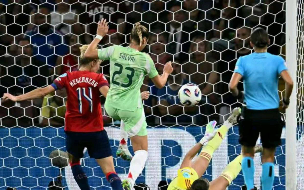 aoa体育新闻-挪威女足轻松获胜，晋级半决赛