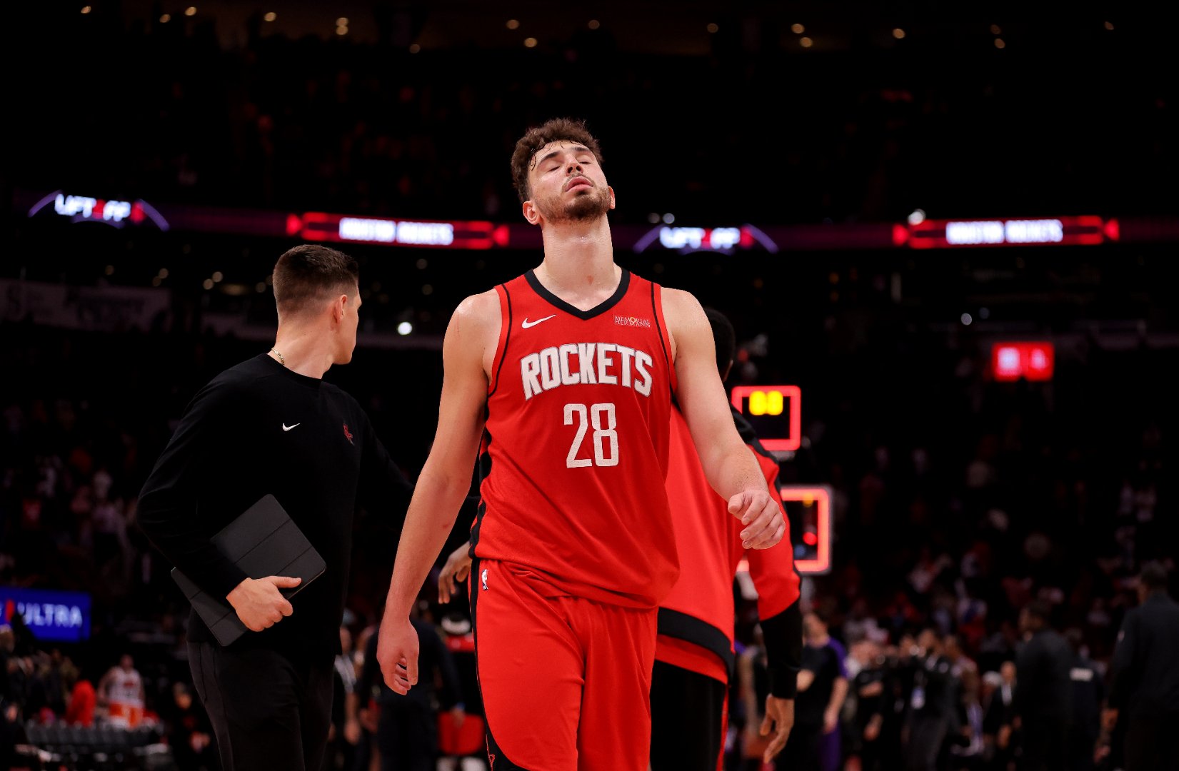 aoa体育娱乐-包含火箭主场力克热火，迎来四连胜！的词条