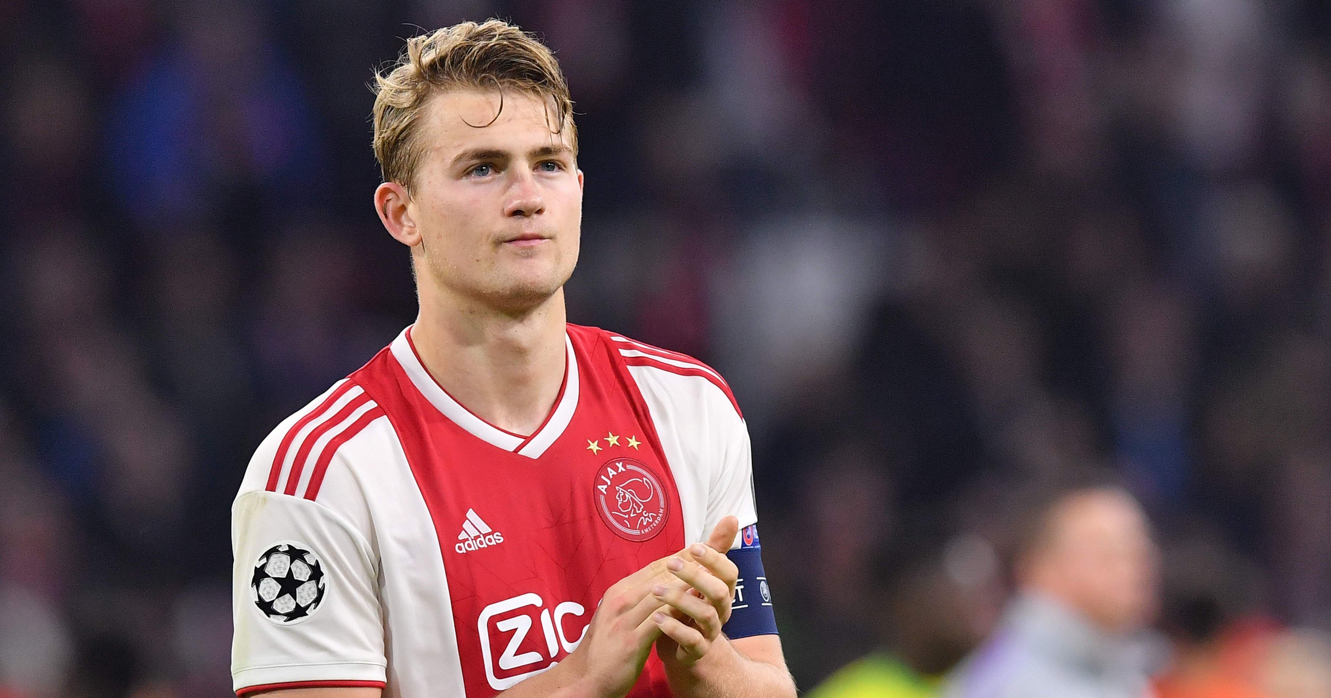 aoa体育课程-阿贾克斯中场核心伤愈，备战重要战役的简单介绍