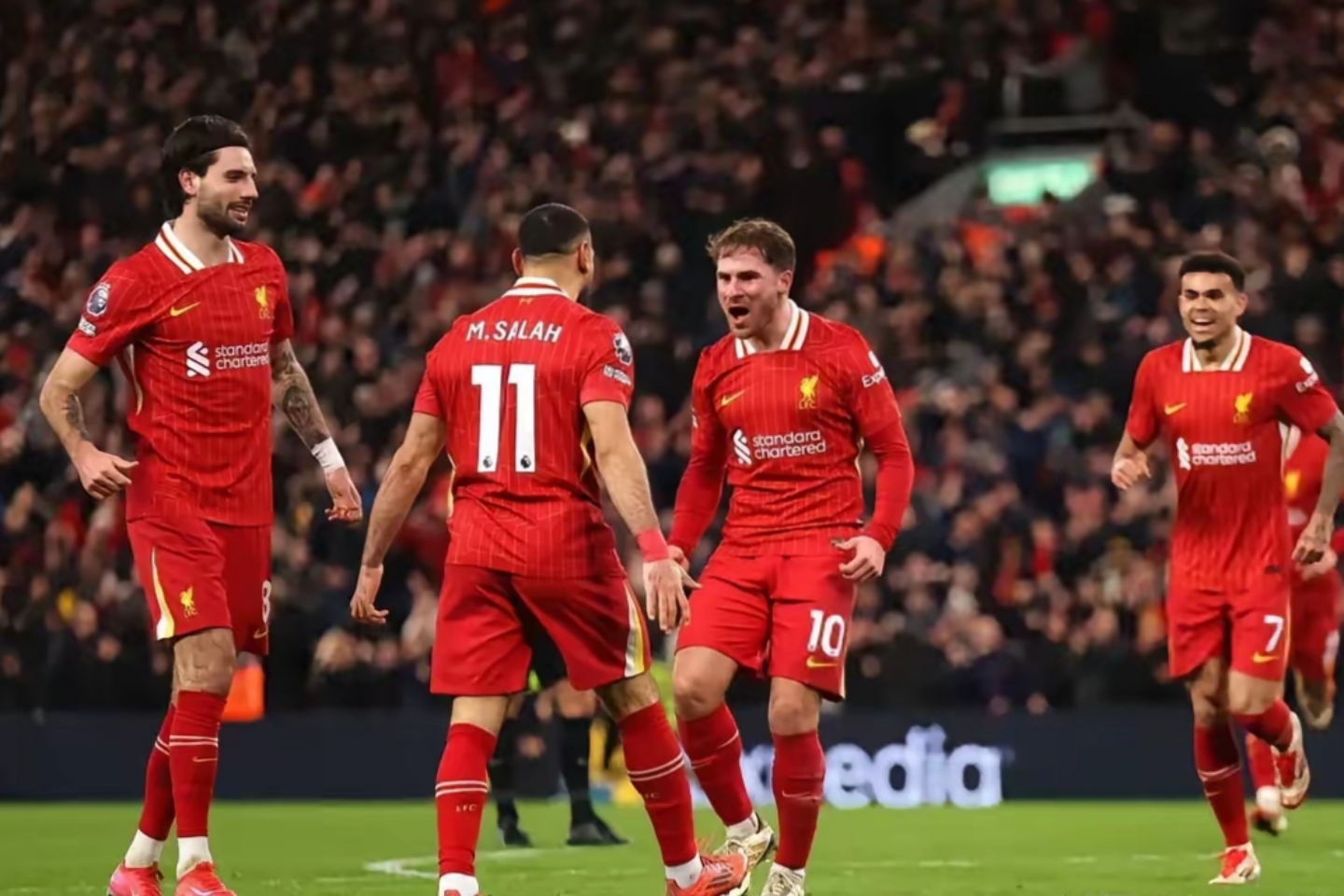 关于利物浦主场战平伯恩利，难分高低的信息