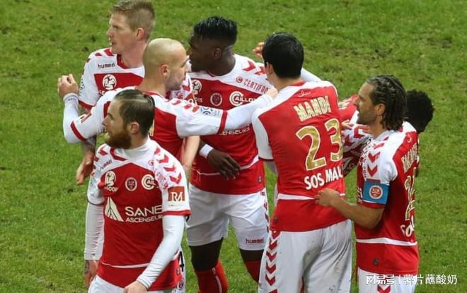 亚眠客场逼平马赛，稳居中游的简单介绍