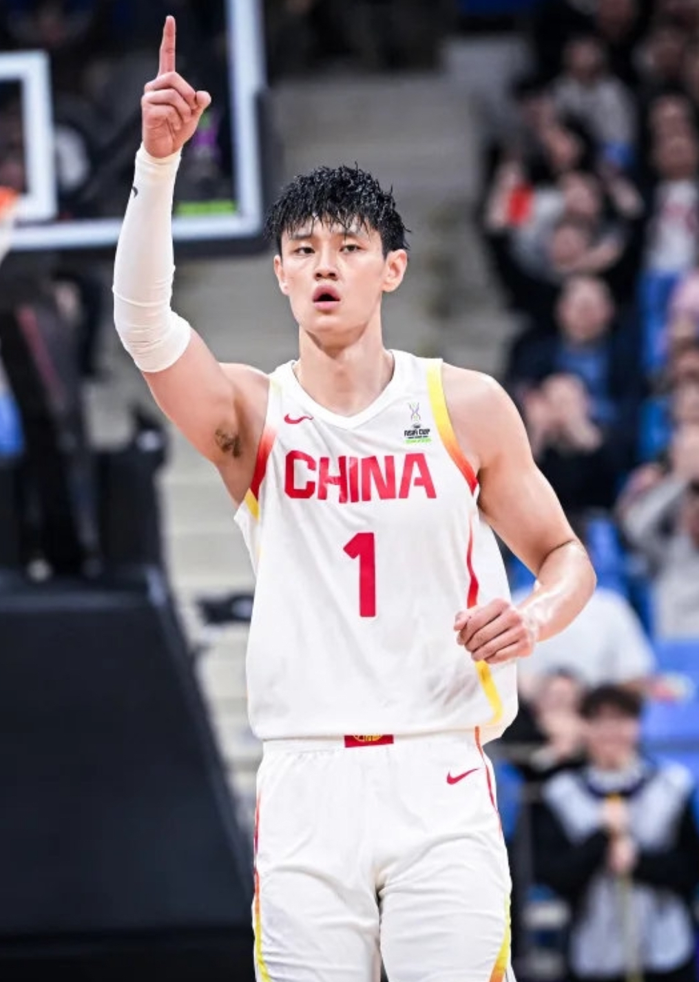 aoa体育馆-包含亚洲球员技术出色，才华横溢引领球队走向胜利的词条