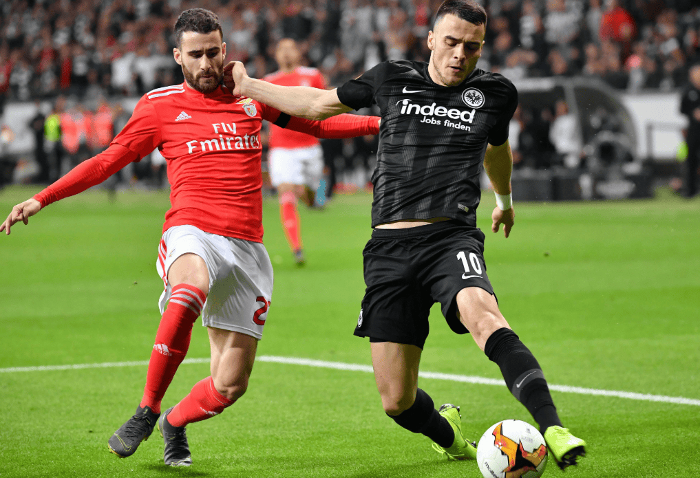 高效进攻！弗赖堡队连胜两场的简单介绍