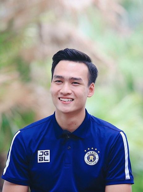 aoa体育-越南球队表现抢眼，成功晋级强