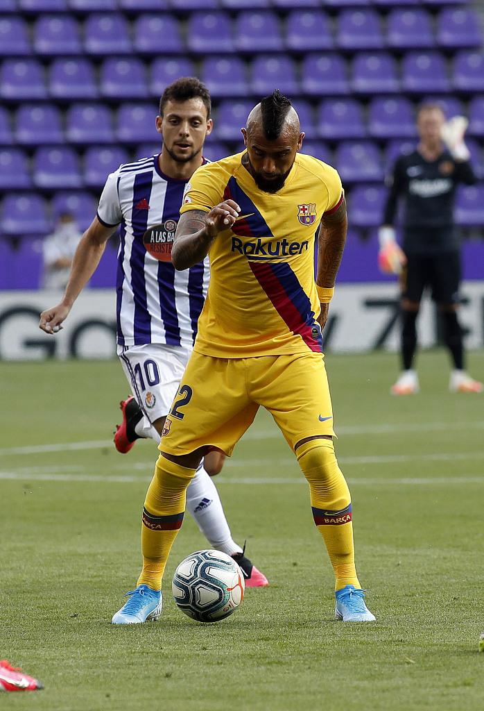 巴萨后场失位，比达尔率队疯狂进攻的简单介绍