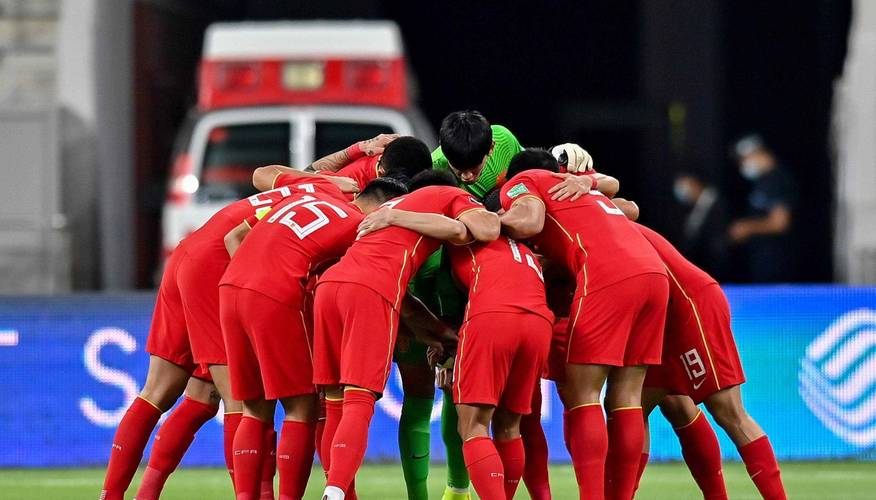 中国足球全球热议国足实力强大赢得尊重的简单介绍