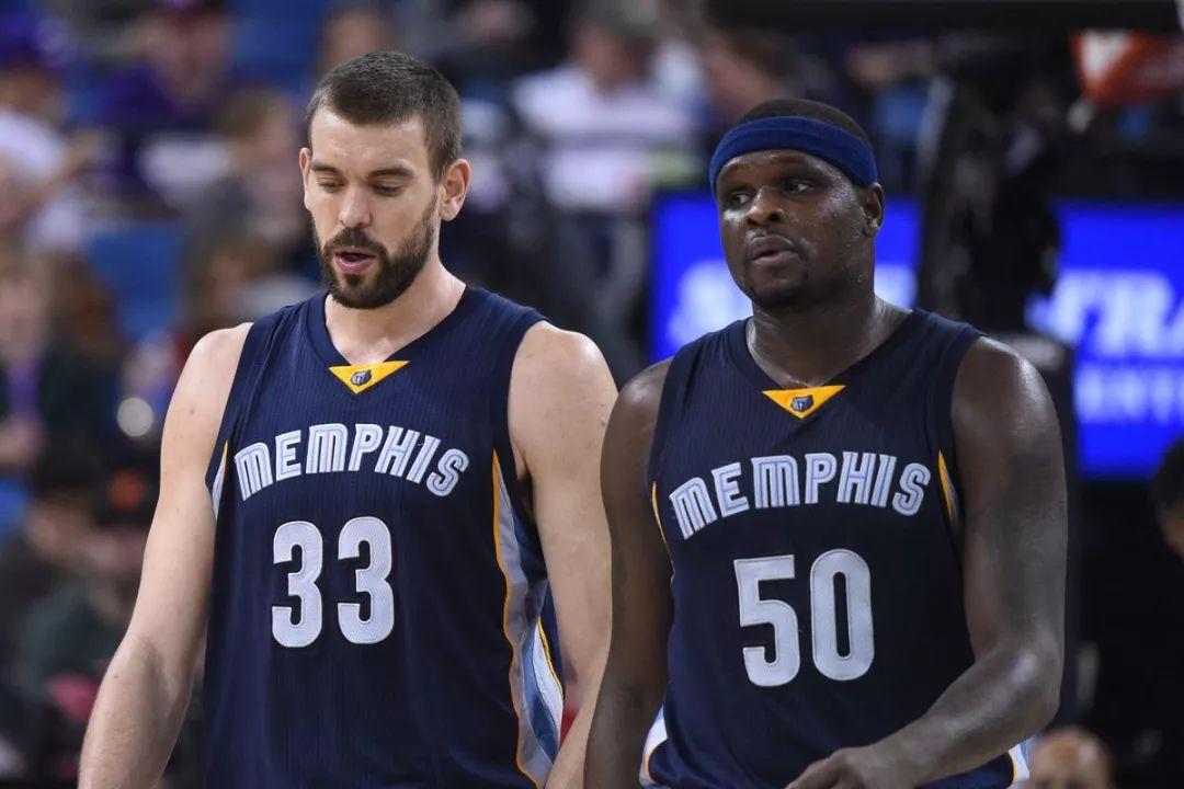 包含黄蜂全队发挥出色，联手战胜西部劲旅的词条