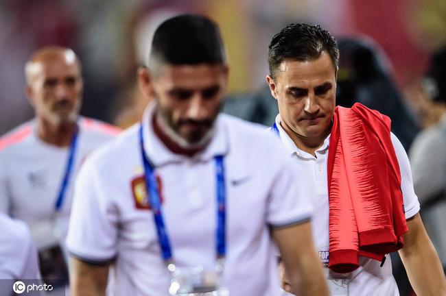 荷兰连续两年止步强，球迷失望不已的简单介绍