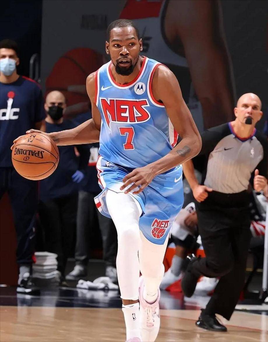 篮网击败人，杜兰特带队取胜