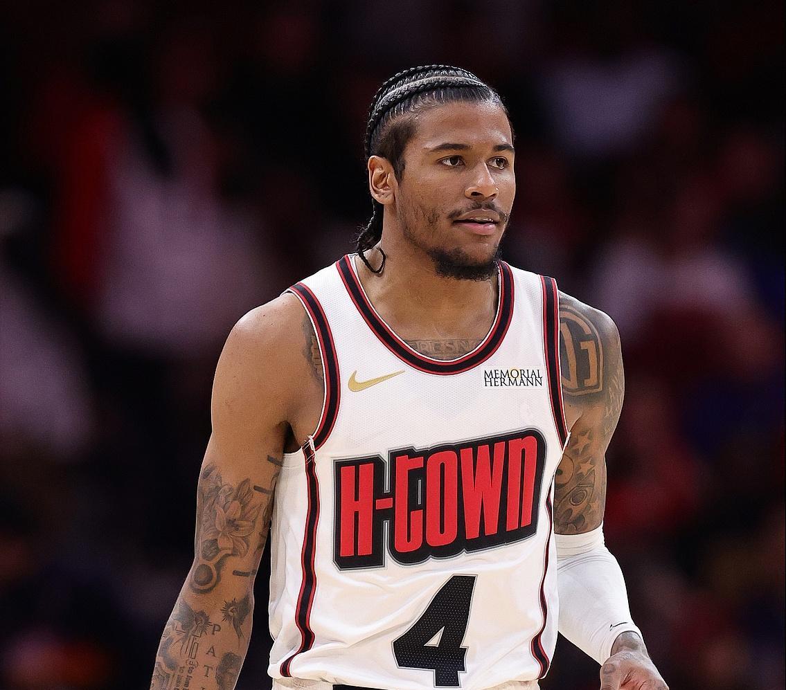 猛龙主场力克森林狼，主教练