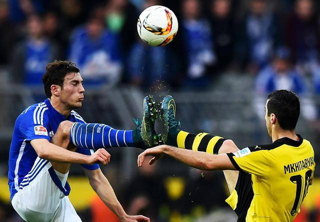 汉堡客场逼平对手，争夺附加赛资格