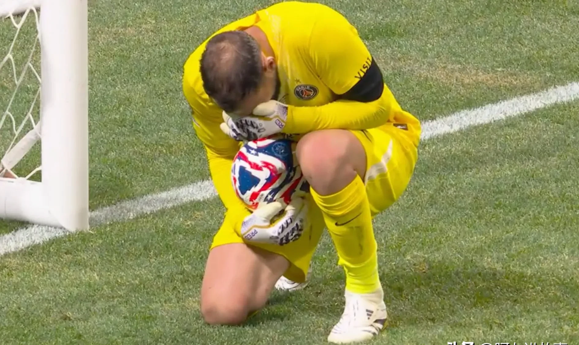 aoa体育新闻-包含尼斯球员因疾病缺席下个比赛的词条