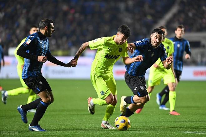 aoa体育培训-萨索洛大胜佛罗伦萨，提升排名的简单介绍