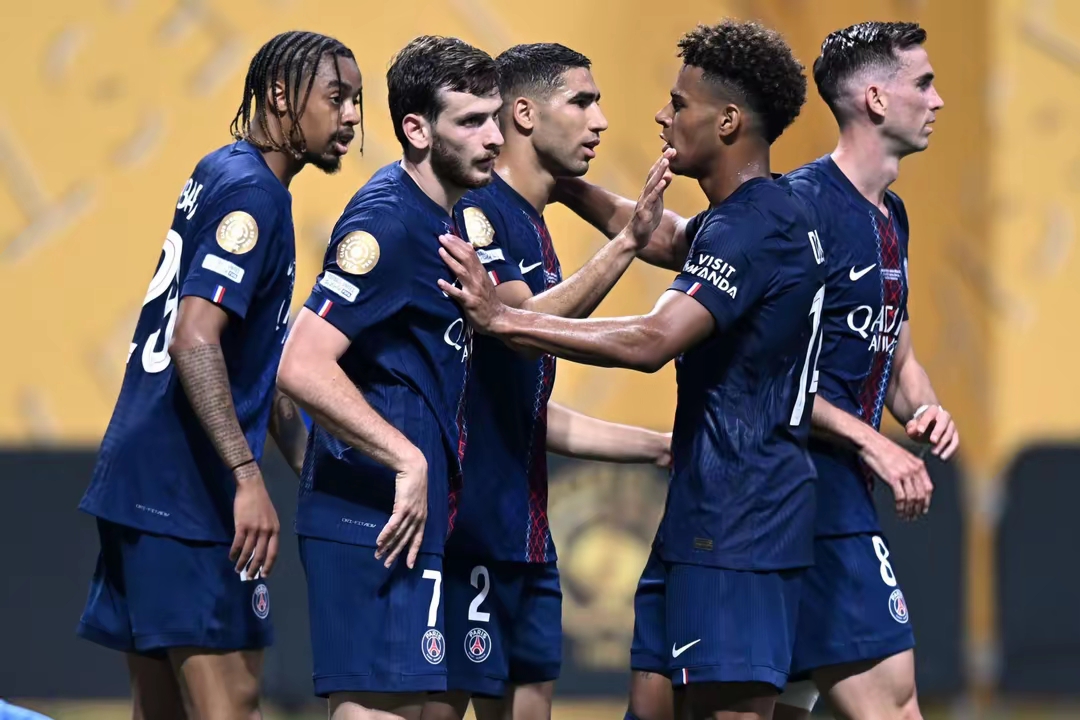 巴黎圣日耳曼惨败出局，欧冠之路终结
