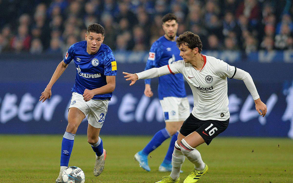 aoa体育娱乐-法兰克福客场迎战沃尔夫斯堡