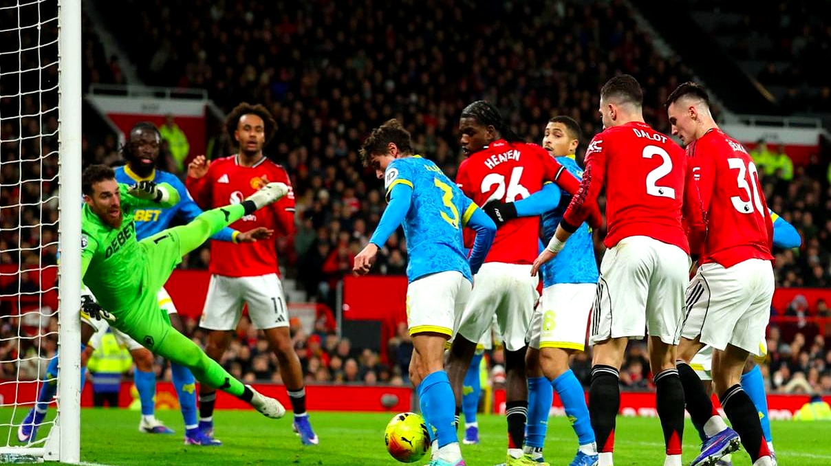 阿森纳主场击败狼队,结束连败 阿森纳主场击败狼队,结束连败