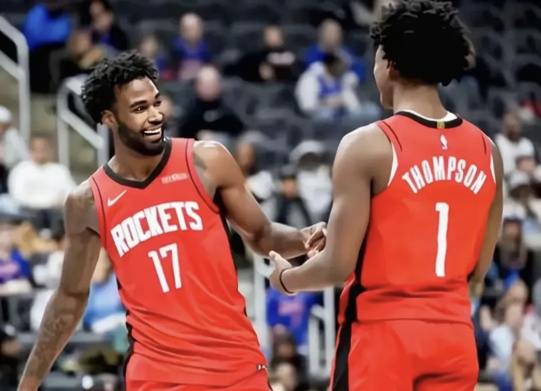 aoa体育直播-球员受伤消息传来，球队备受关注的简单介绍